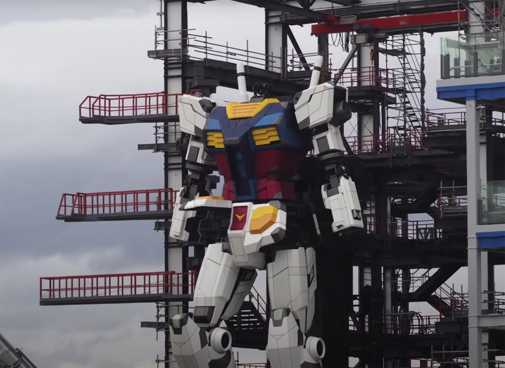 Gundam Mecha Robot Life-Sized Japan
