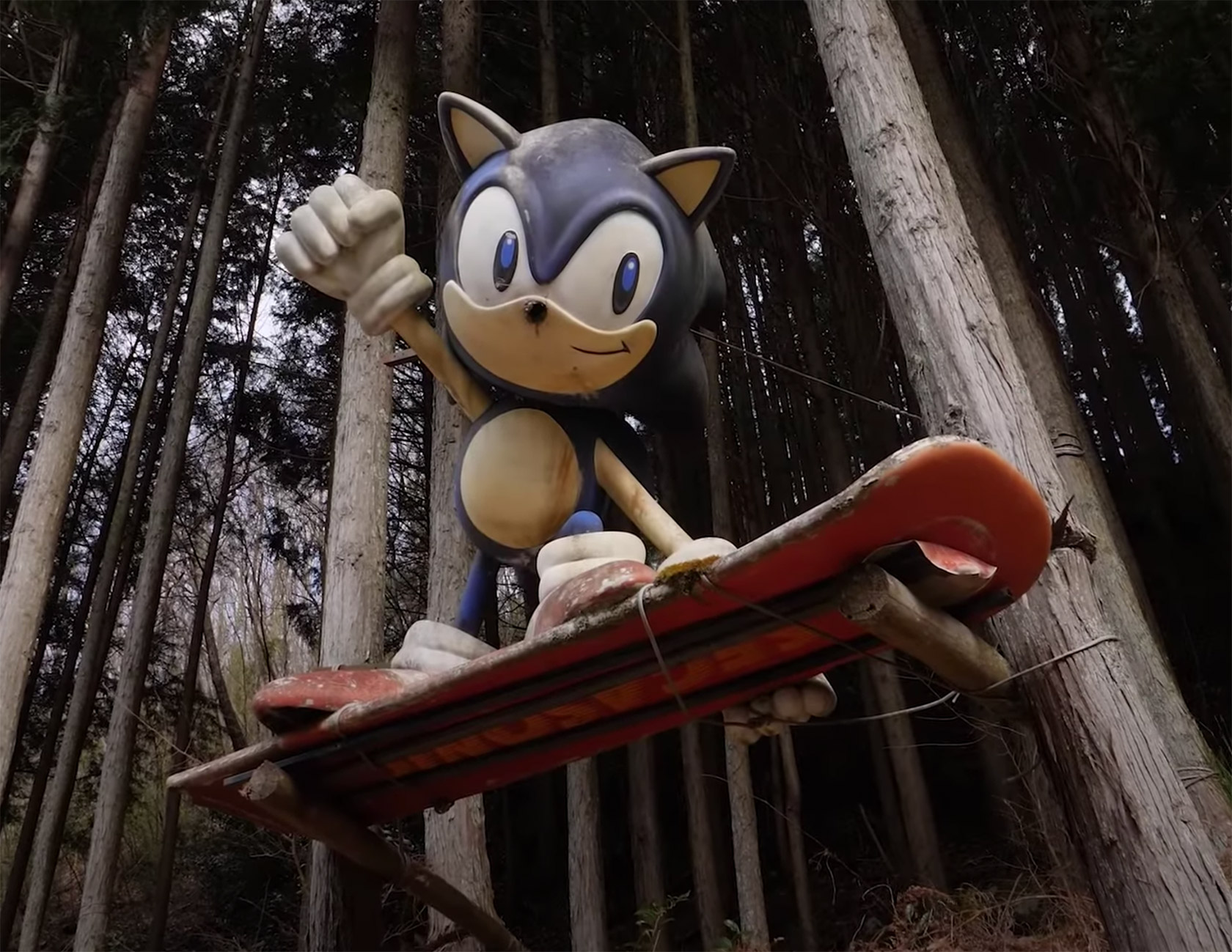 Sonic the Hedgehog Statue Japan